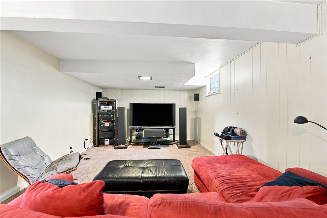 167 Crescent Gardens Dr