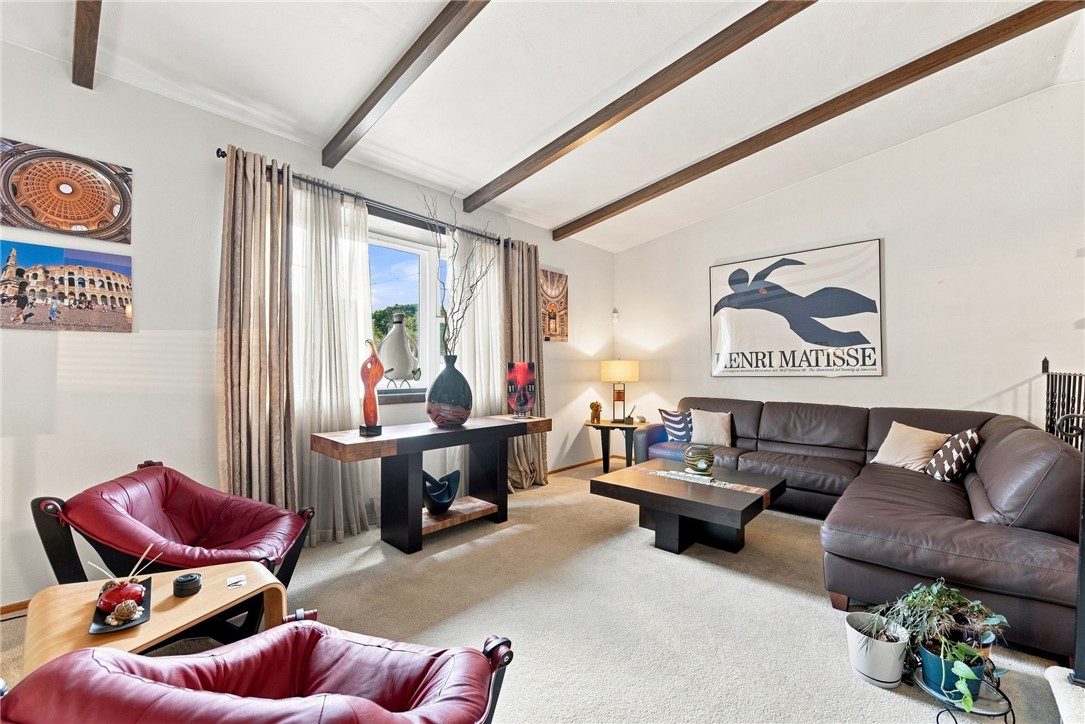 167 Crescent Gardens Dr