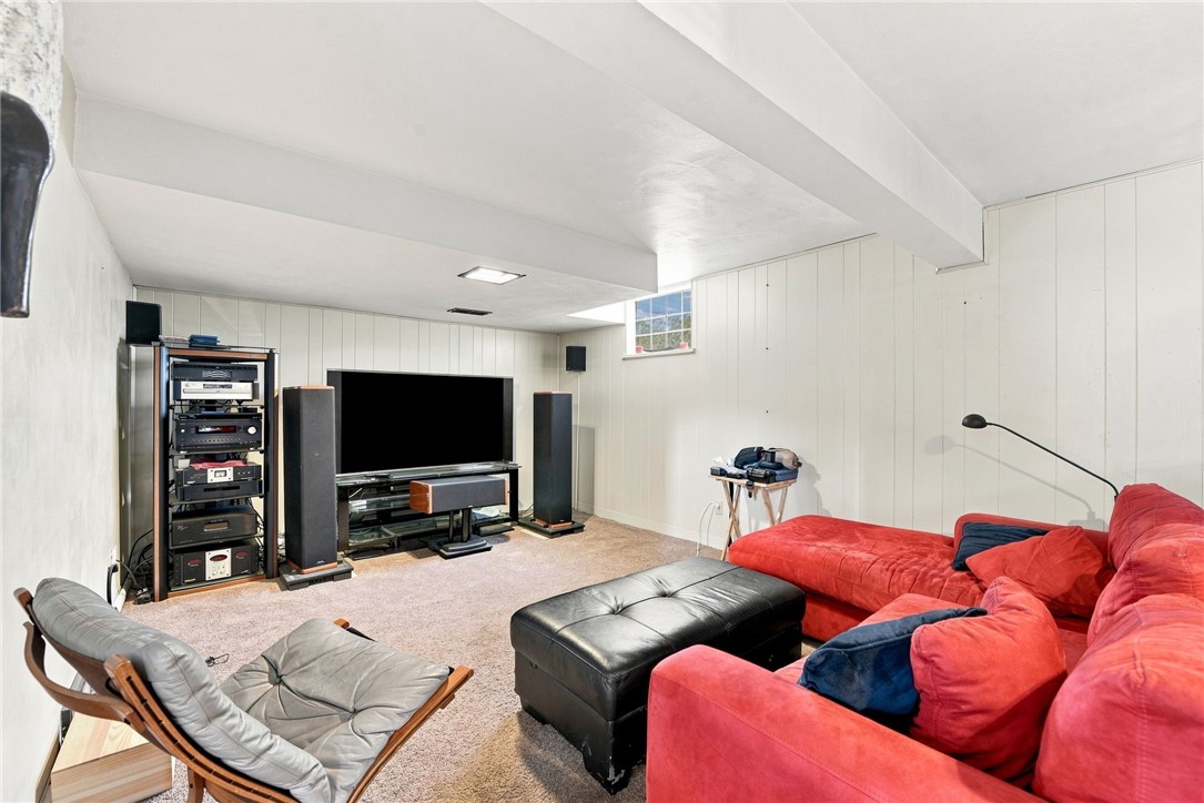 167 Crescent Gardens Dr