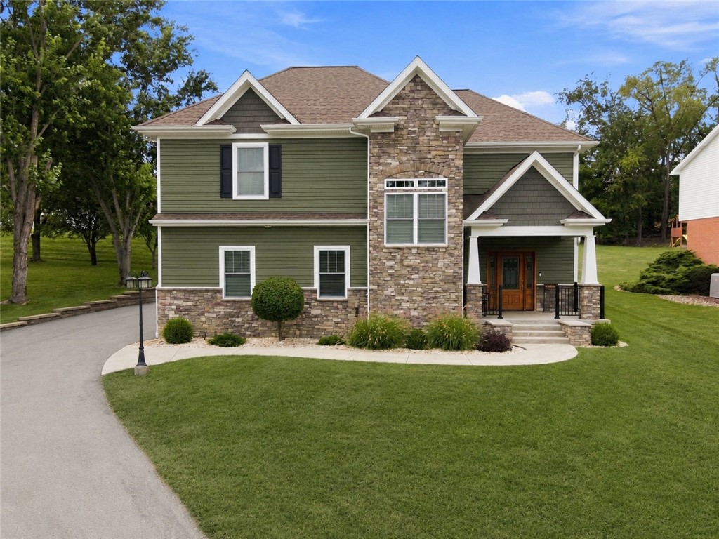 2215 Hyland Rd