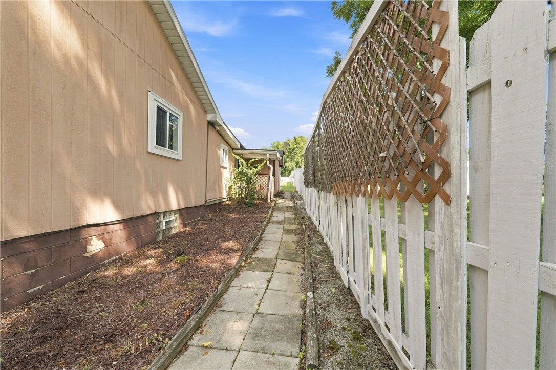 222 Dewitt Ave