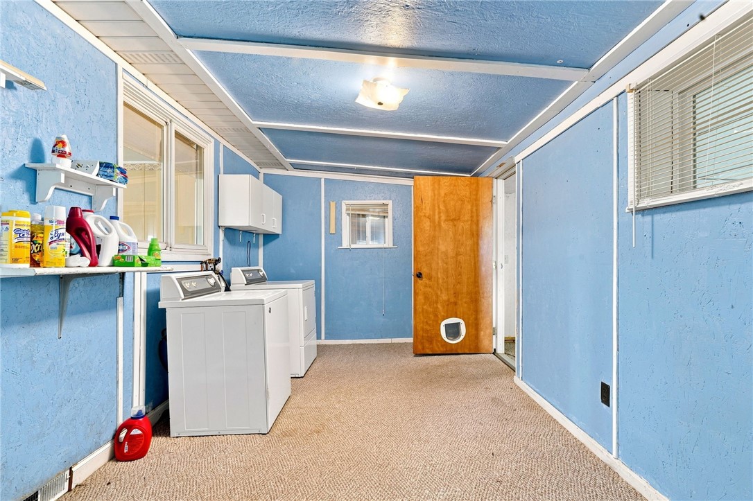 222 Dewitt Ave