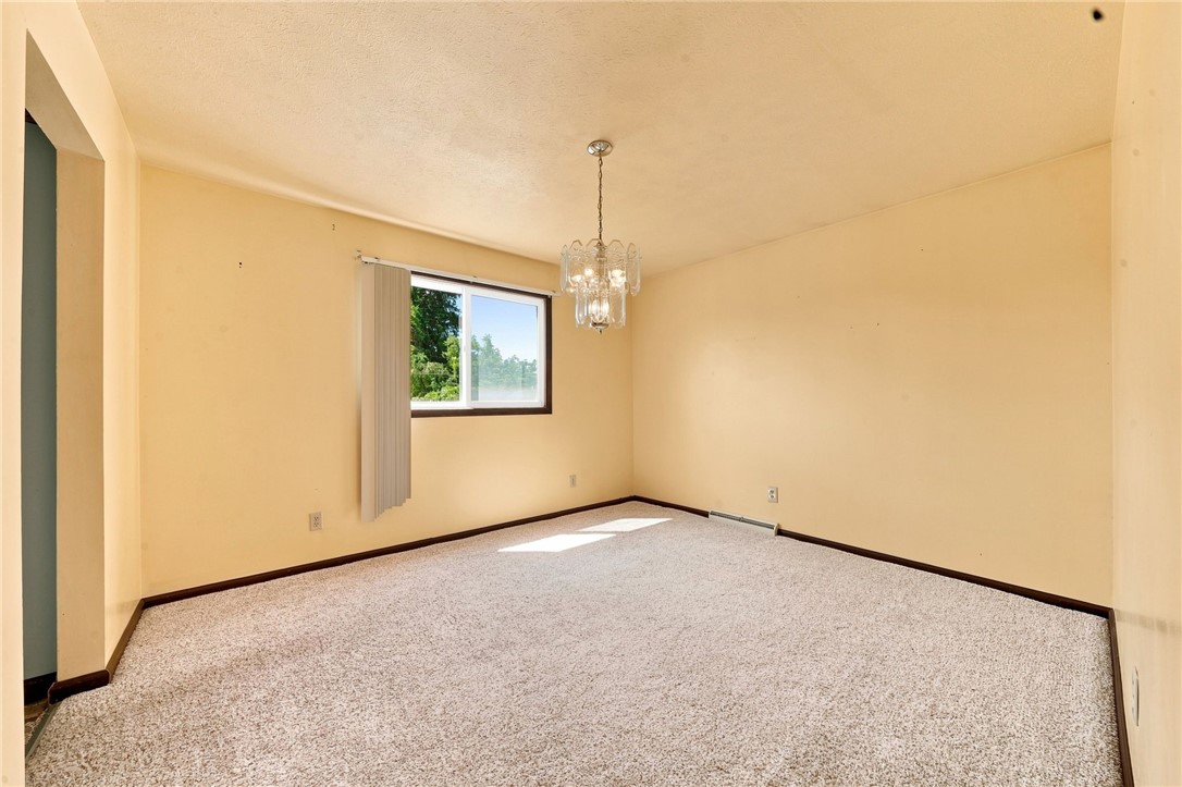 222 Dewitt Ave