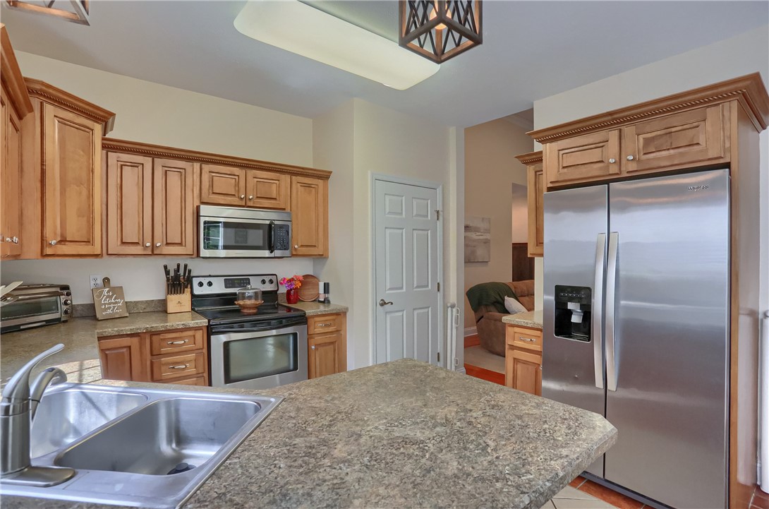 100 Whitetail Drive