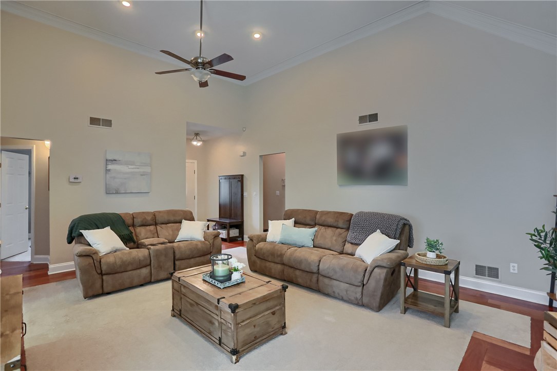 100 Whitetail Drive