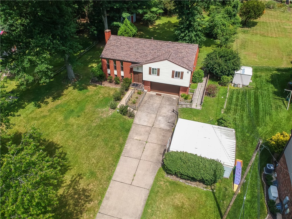 1557 Lenora Dr