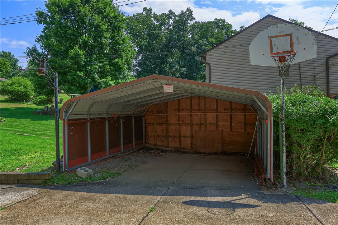 1557 Lenora Dr