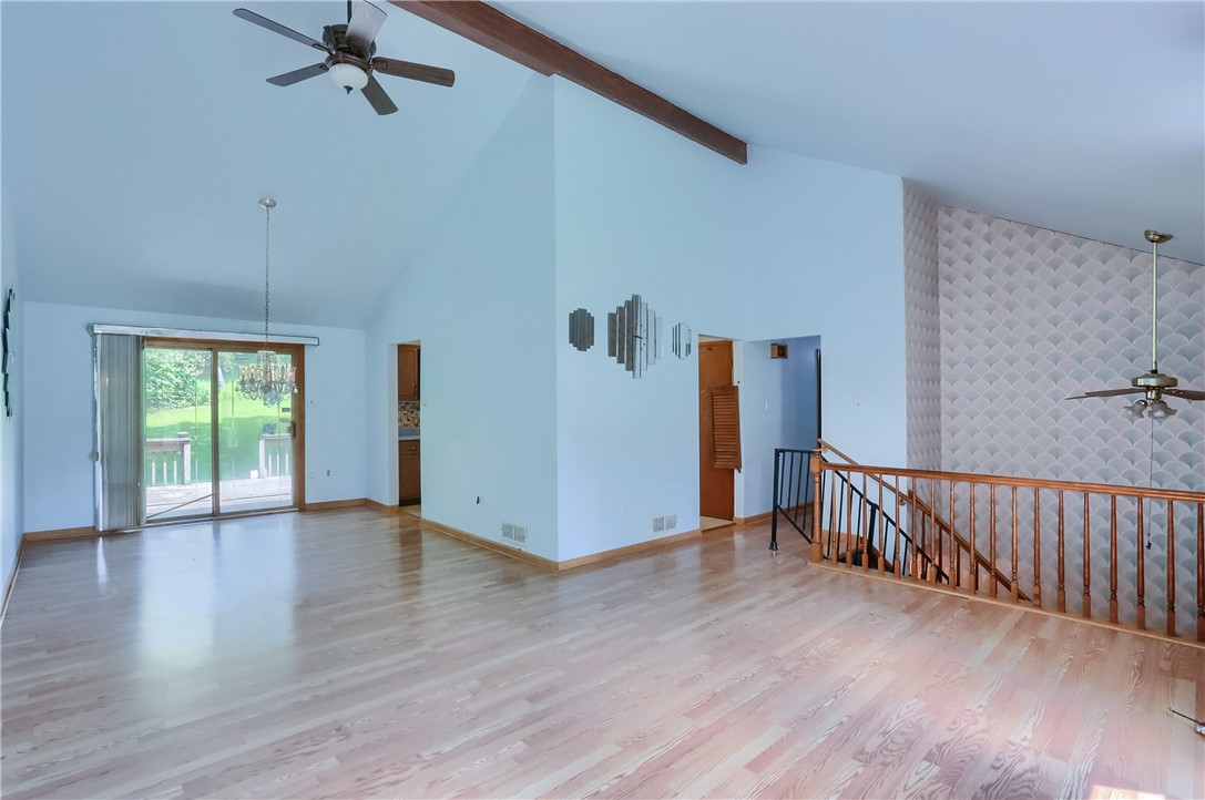 1557 Lenora Dr