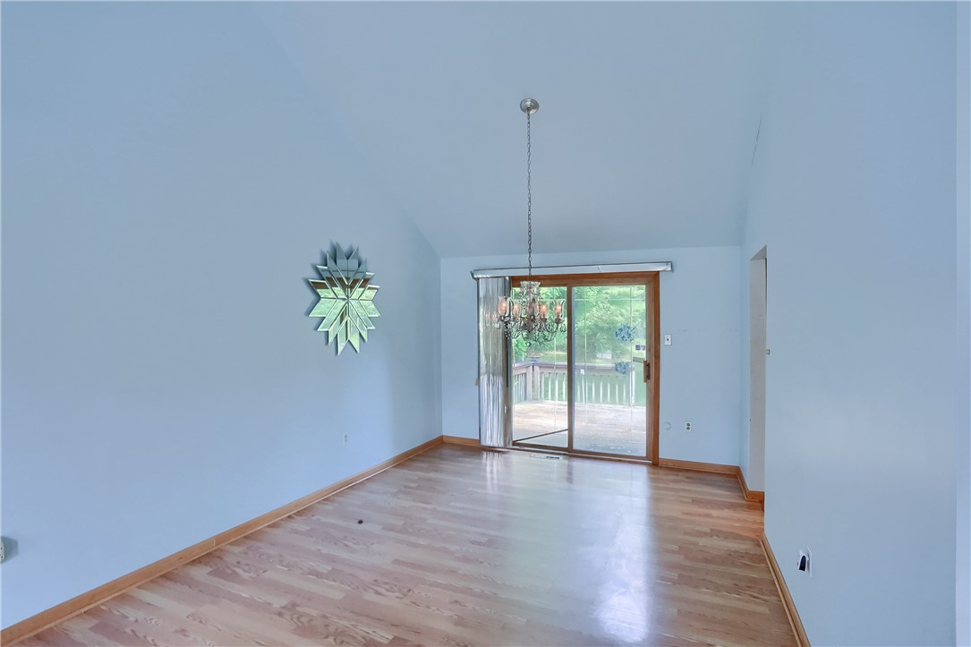 1557 Lenora Dr