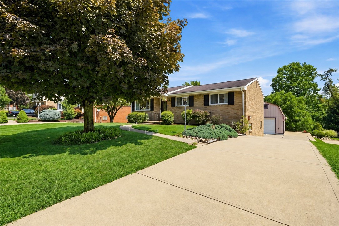 1728 Bernice Dr