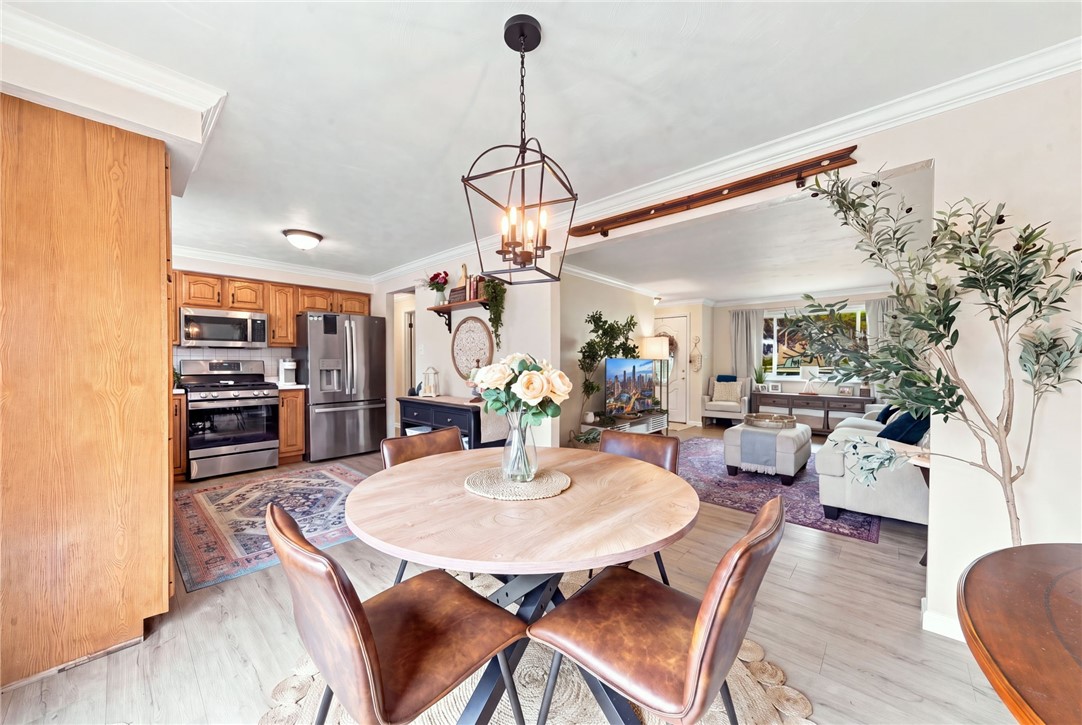 1728 Bernice Dr