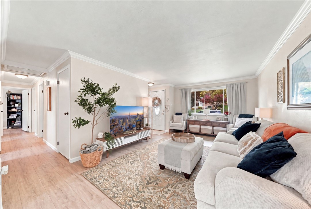 1728 Bernice Dr