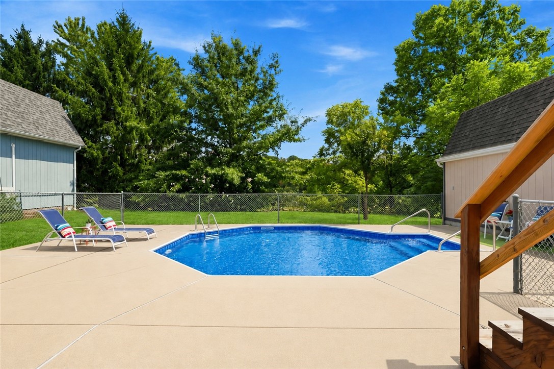 1728 Bernice Dr
