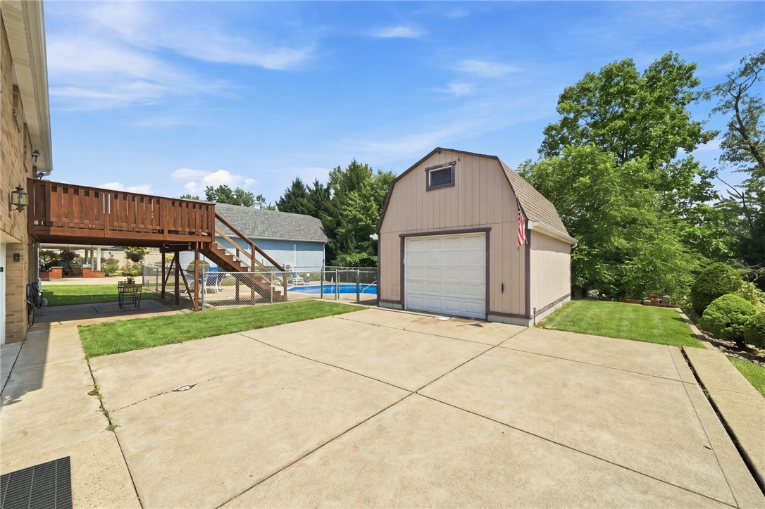 1728 Bernice Dr