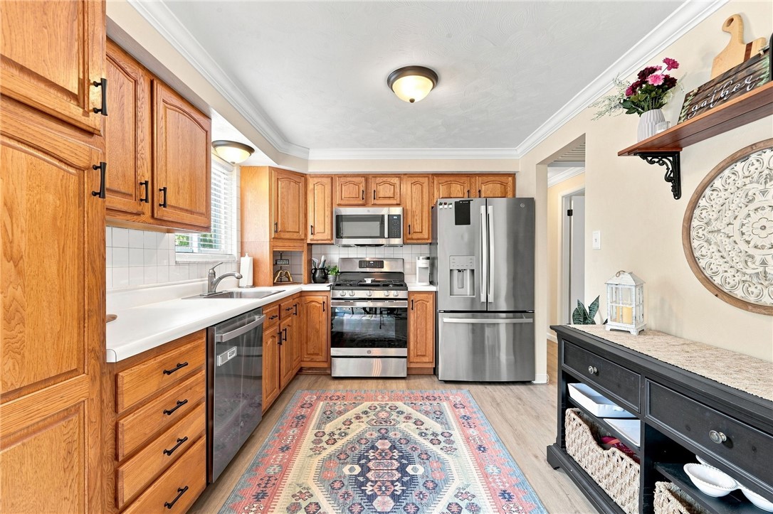 1728 Bernice Dr