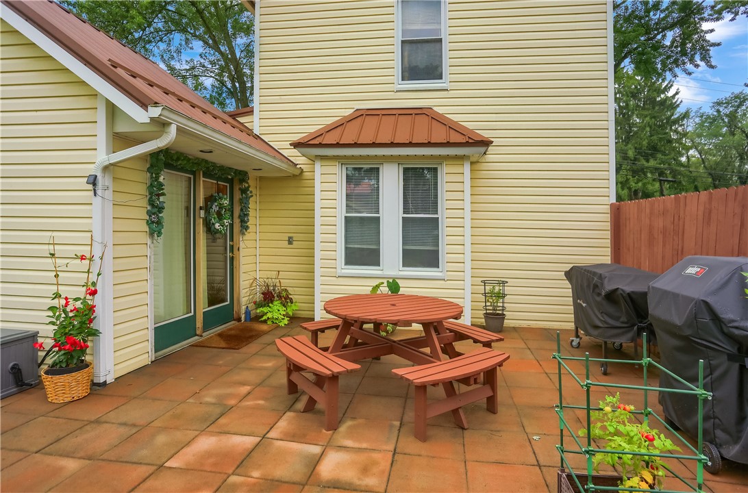 1675 Brighton Rd