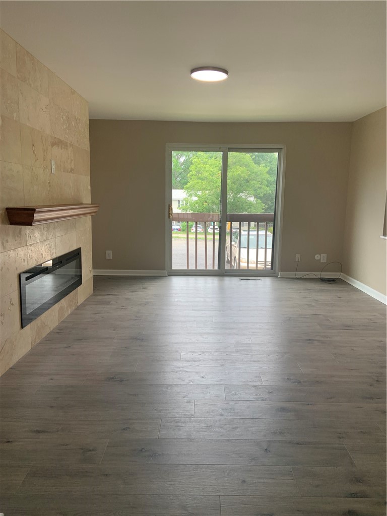 203 Parkwood Dr