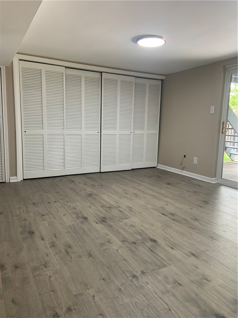 203 Parkwood Dr