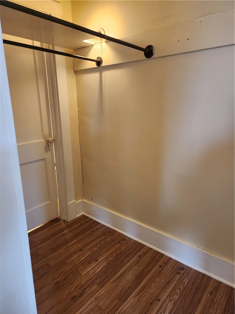 309 W Main St
