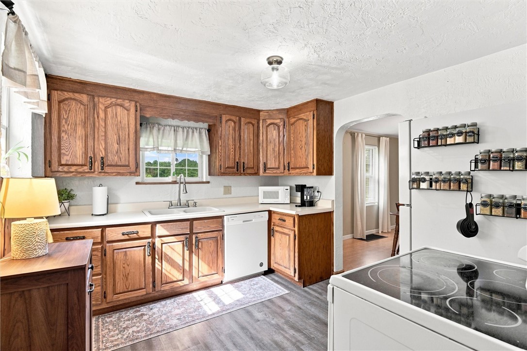 352 Mountain View Rd