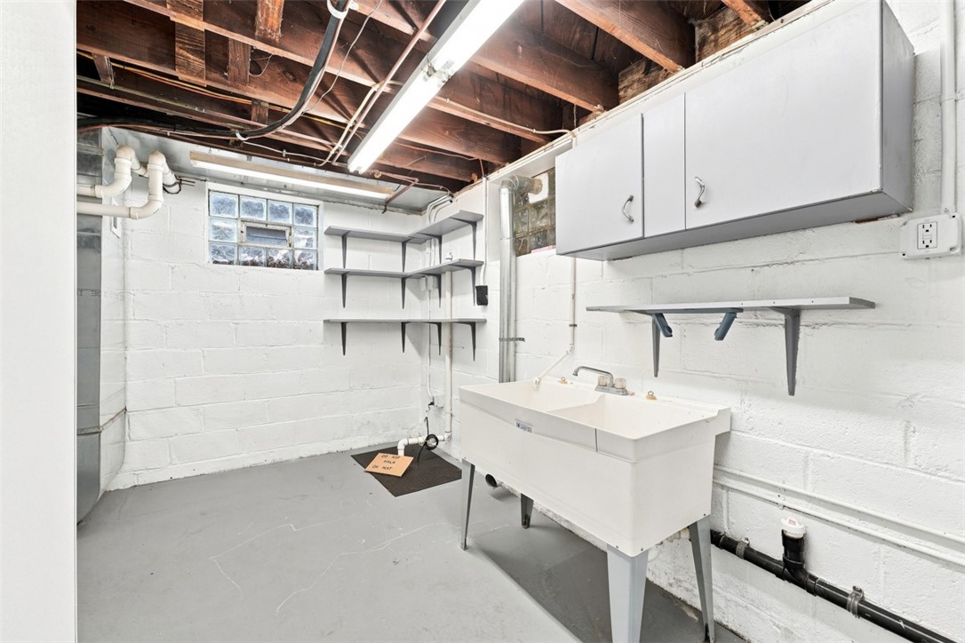 4125 Tuxey Ave