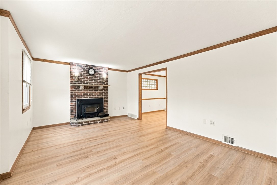 4125 Tuxey Ave