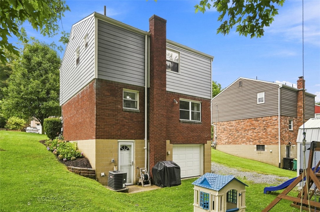 23 Pioneer Avenue