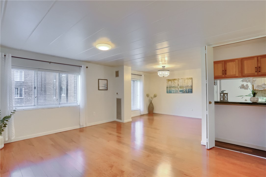 5 Bayard Rd 412