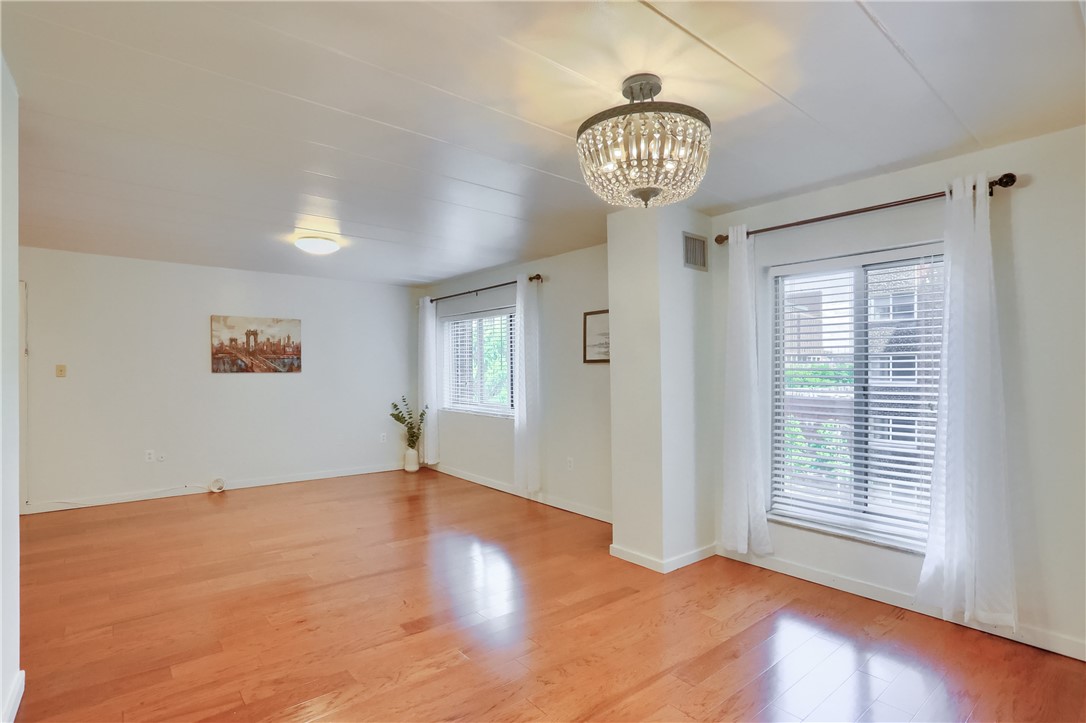 5 Bayard Rd 412