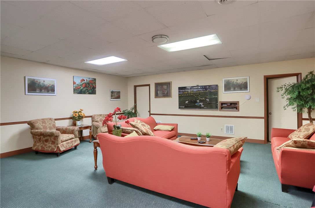 5 Bayard Rd 412