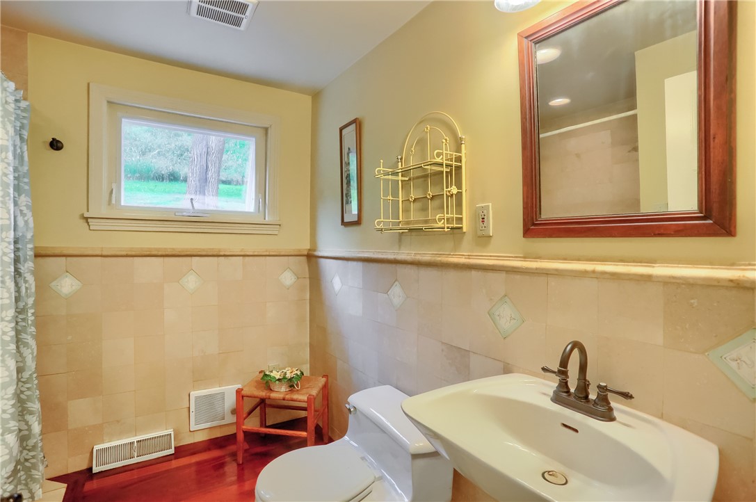 245 Hutchman Road