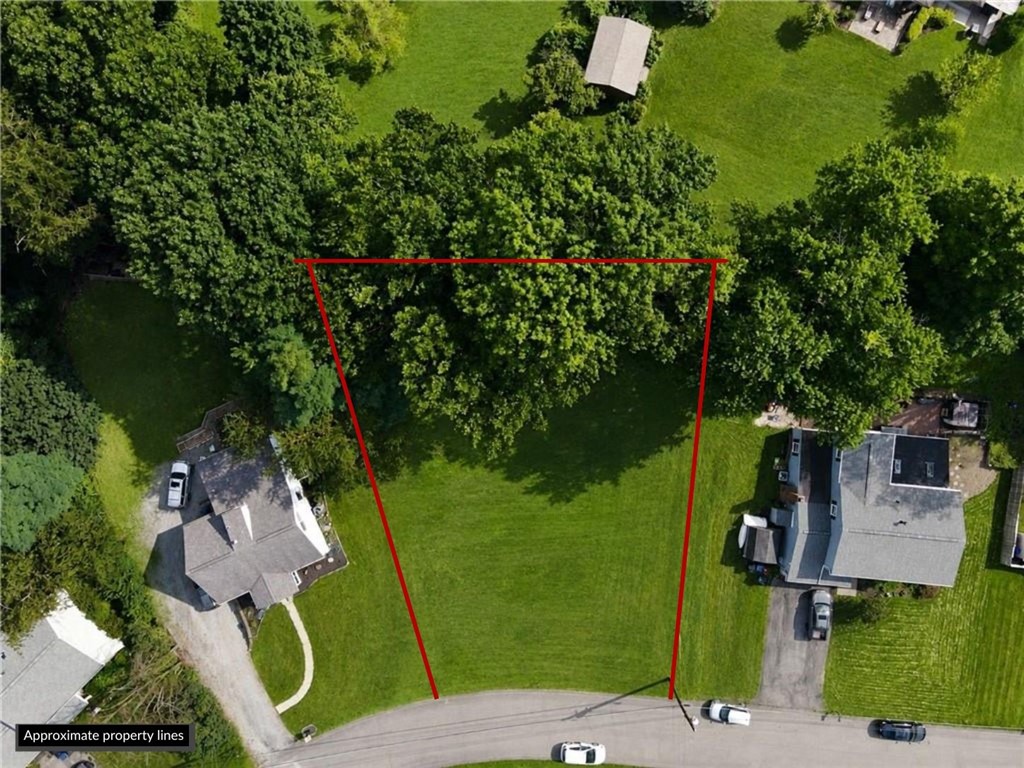 128 Lansdowne Dr