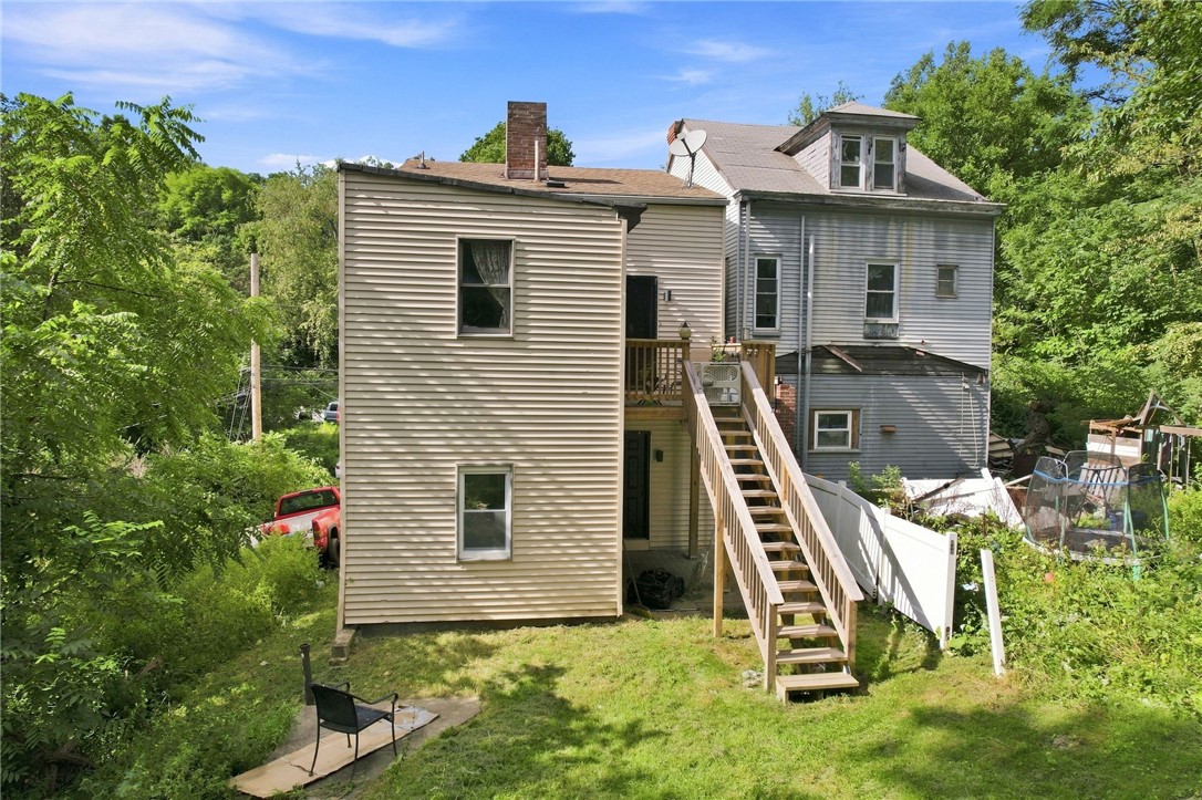 104 Solar St