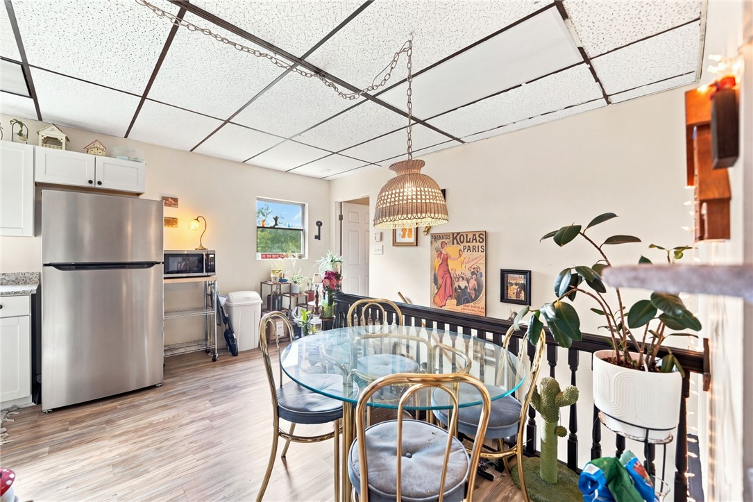 104 Solar St