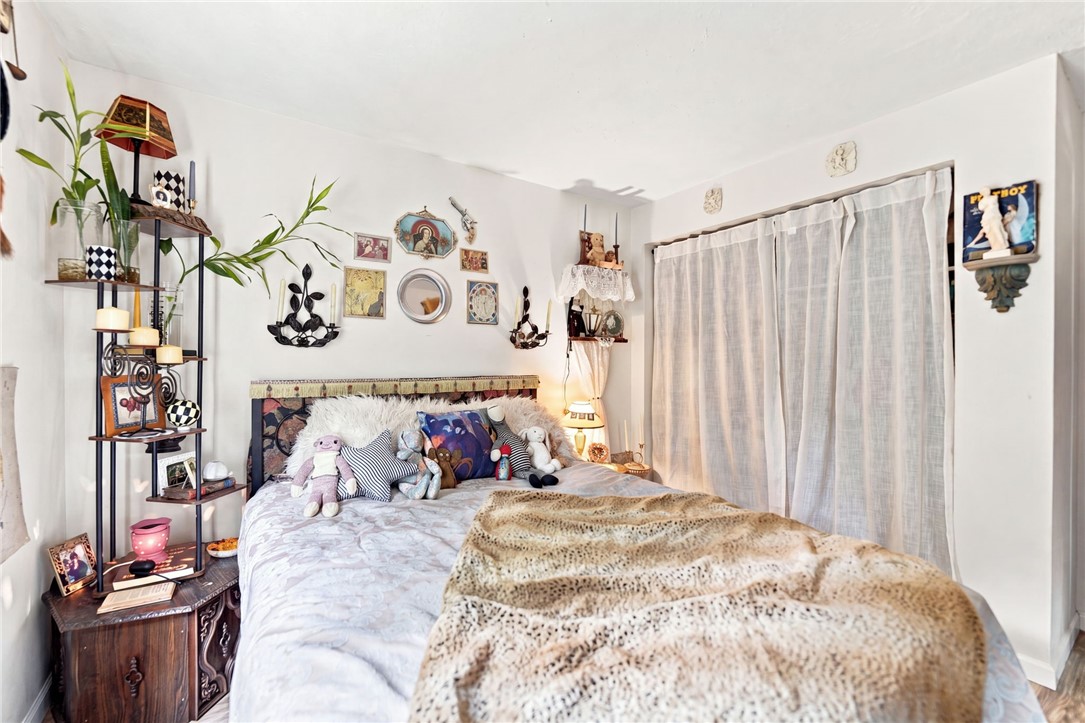 104 Solar St