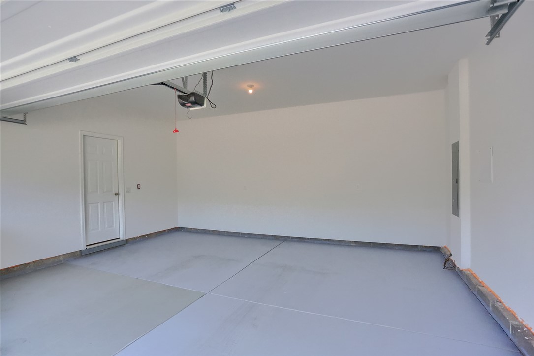 107 Deana Dr