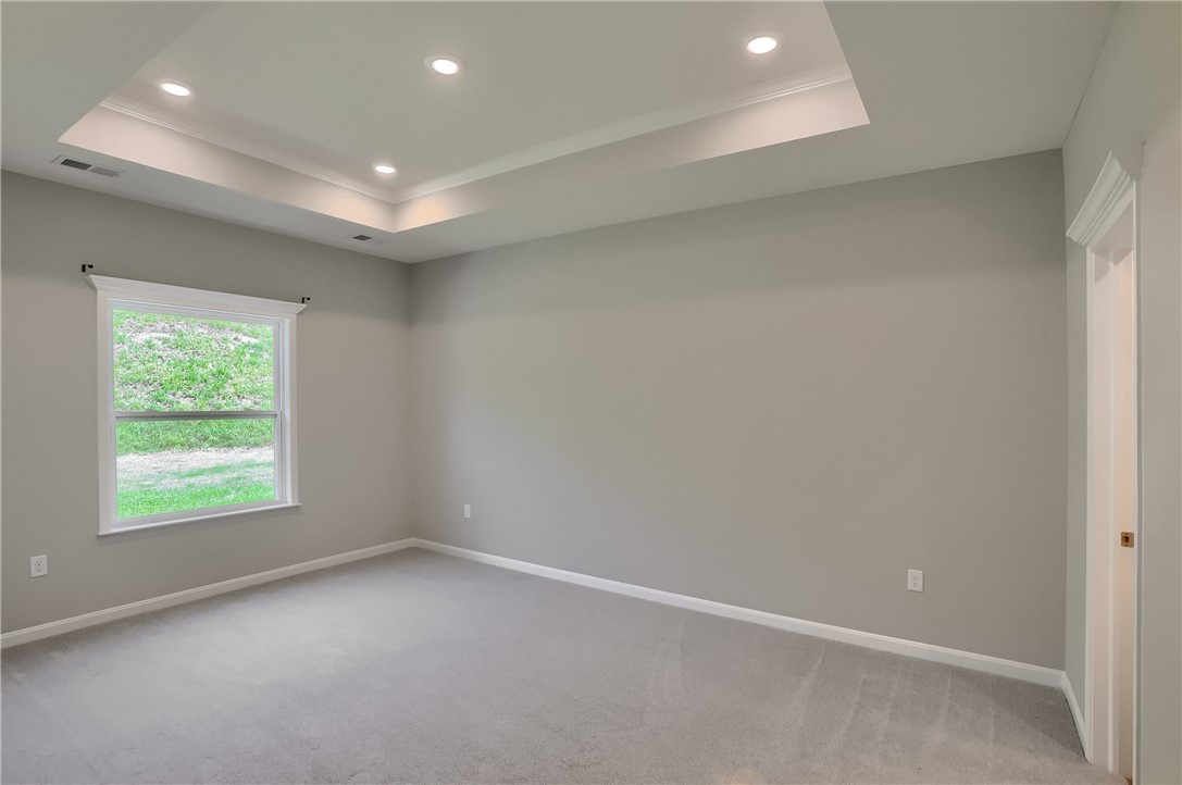 107 Deana Dr