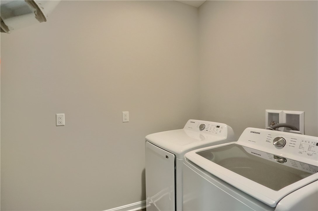 107 Deana Dr