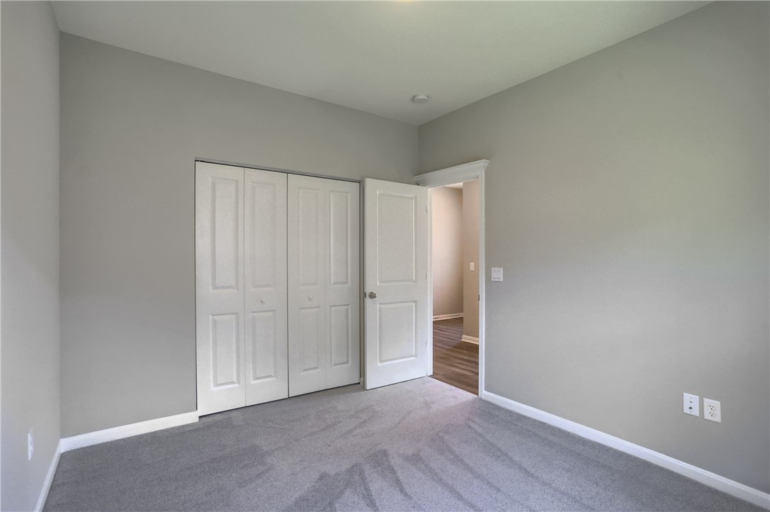 107 Deana Dr