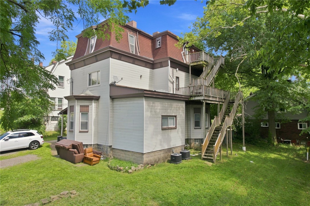 225 Spring Ave