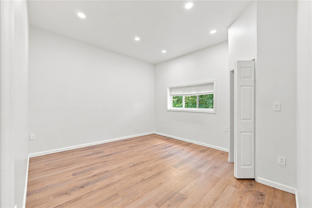 225 Spring Ave