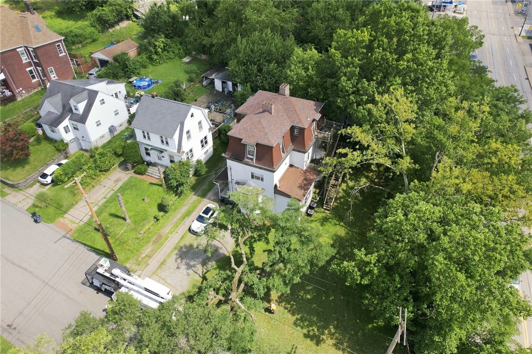 225 Spring Ave