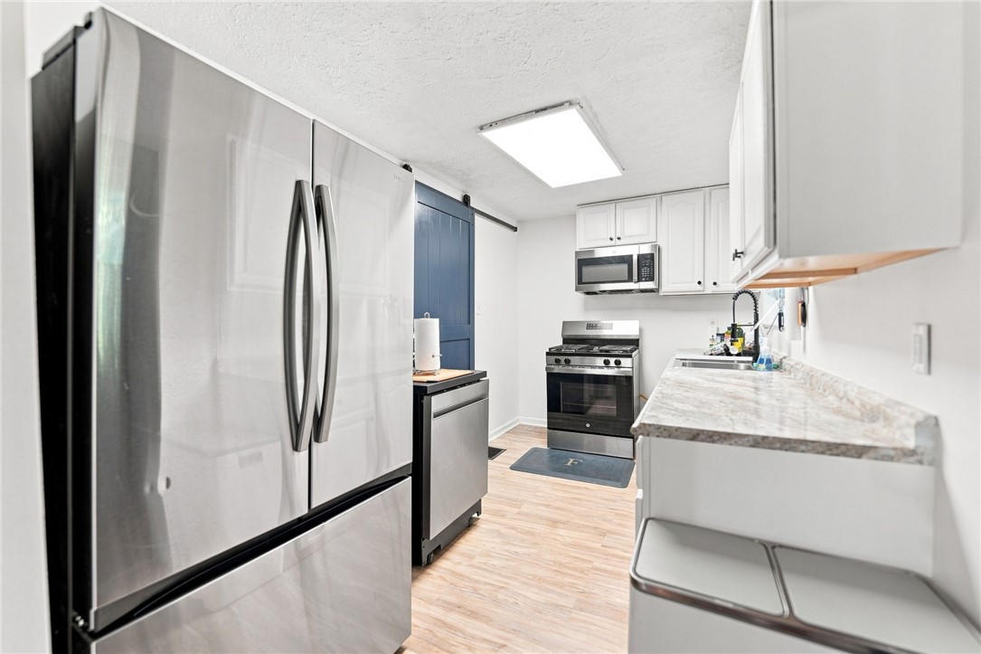 225 Spring Ave