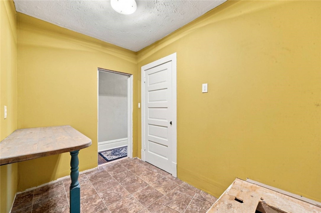 866 Crucible Rd.