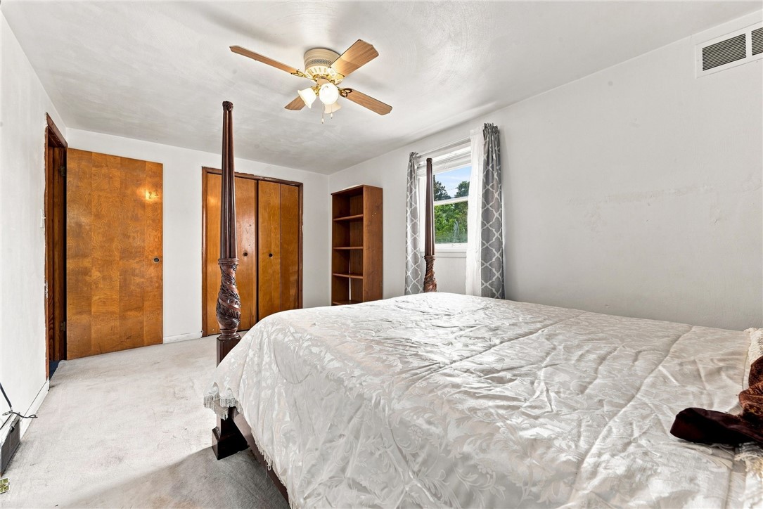 102 Greylock Dr