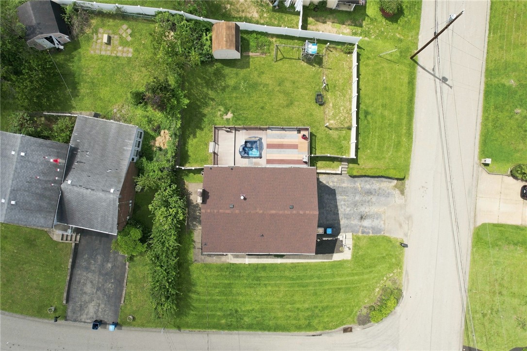 102 Greylock Dr