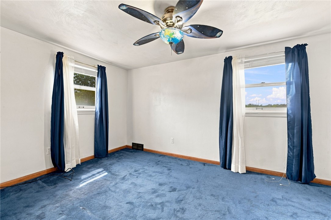 102 Greylock Dr