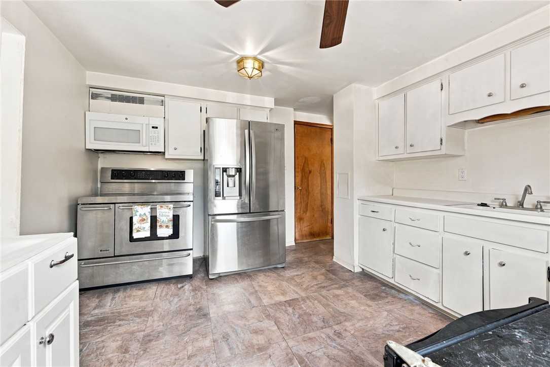 102 Greylock Dr