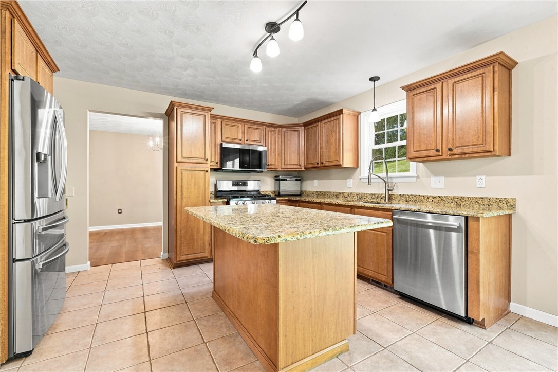 214 Murdock Way