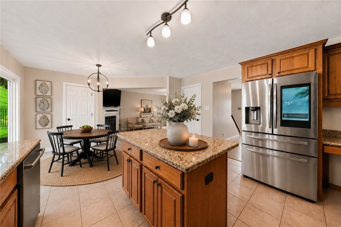 214 Murdock Way